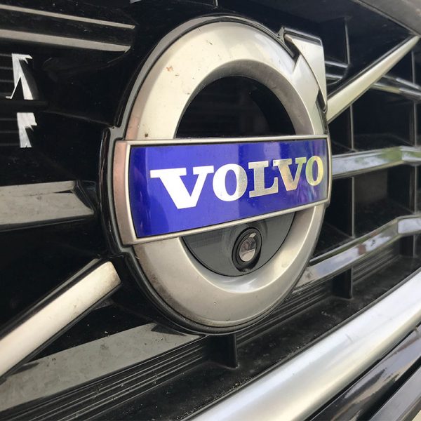Камера Volvo V40